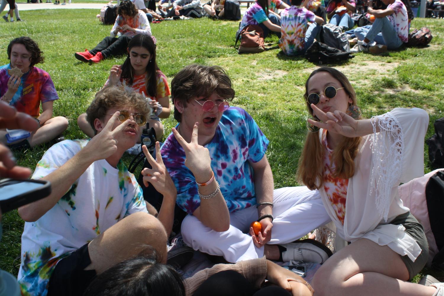 Juniors celebrate Hippie Day during lunch