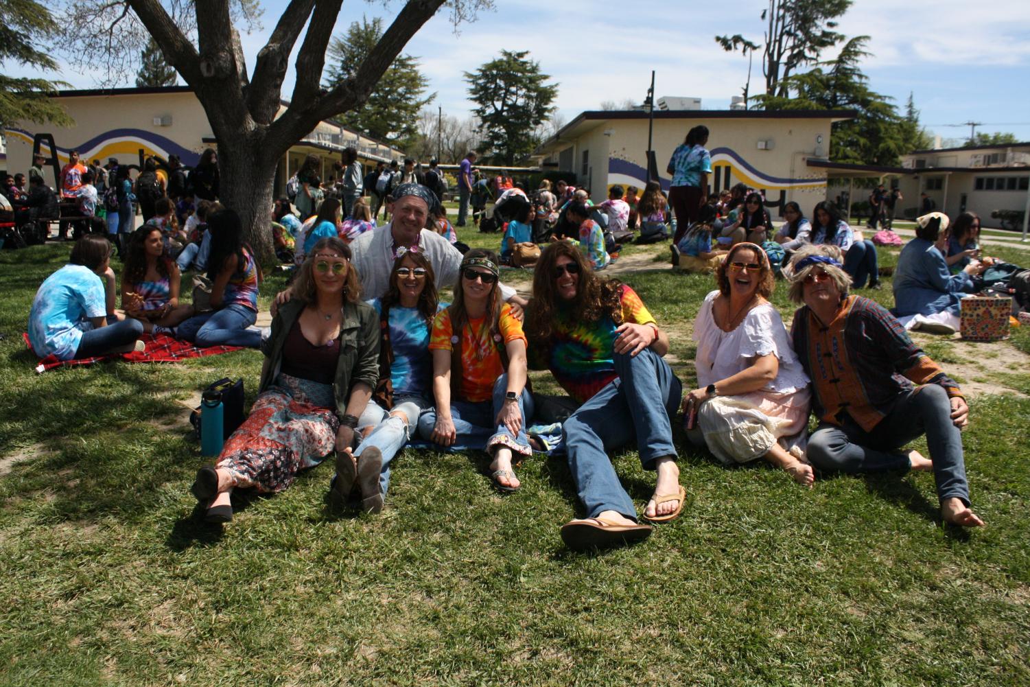 Juniors celebrate Hippie Day during lunch