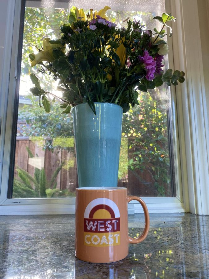 Mugs and Flowers are great ideas for Mothers Day gifts.