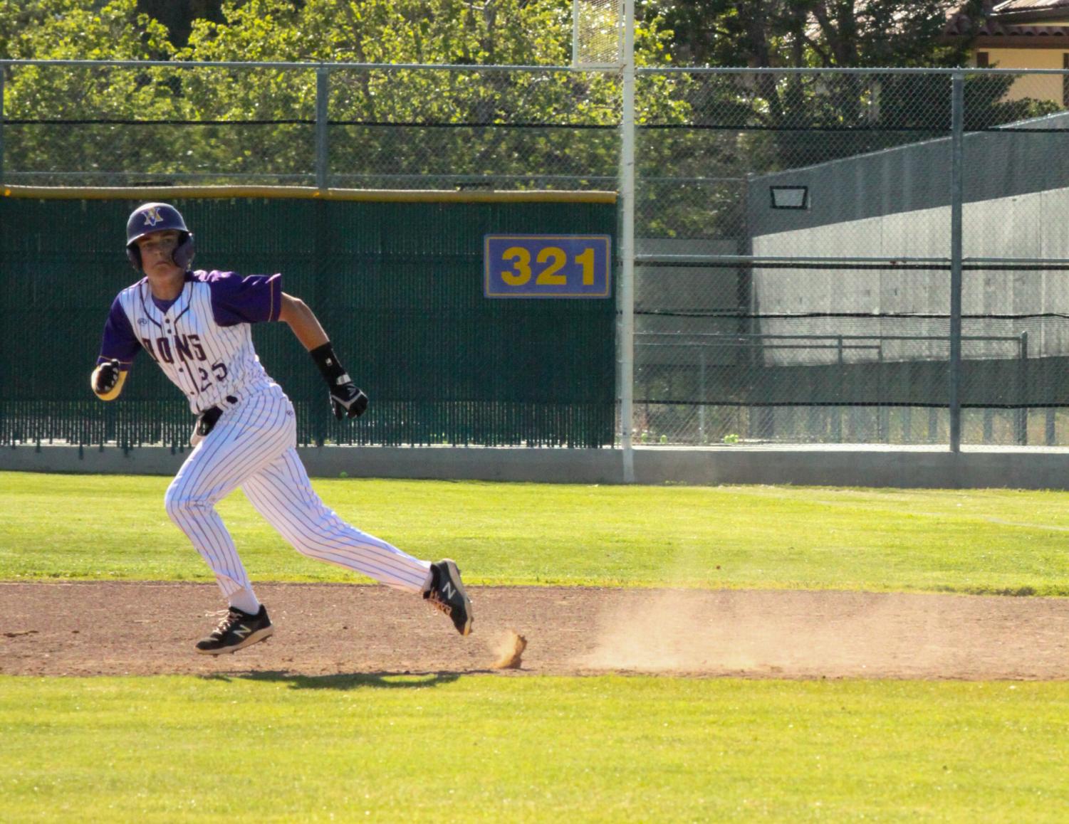 Amador+Varsity+Baseball+takes+on+San+Ramon+Valley+High+in+EBAL+Tournament+Semifinals