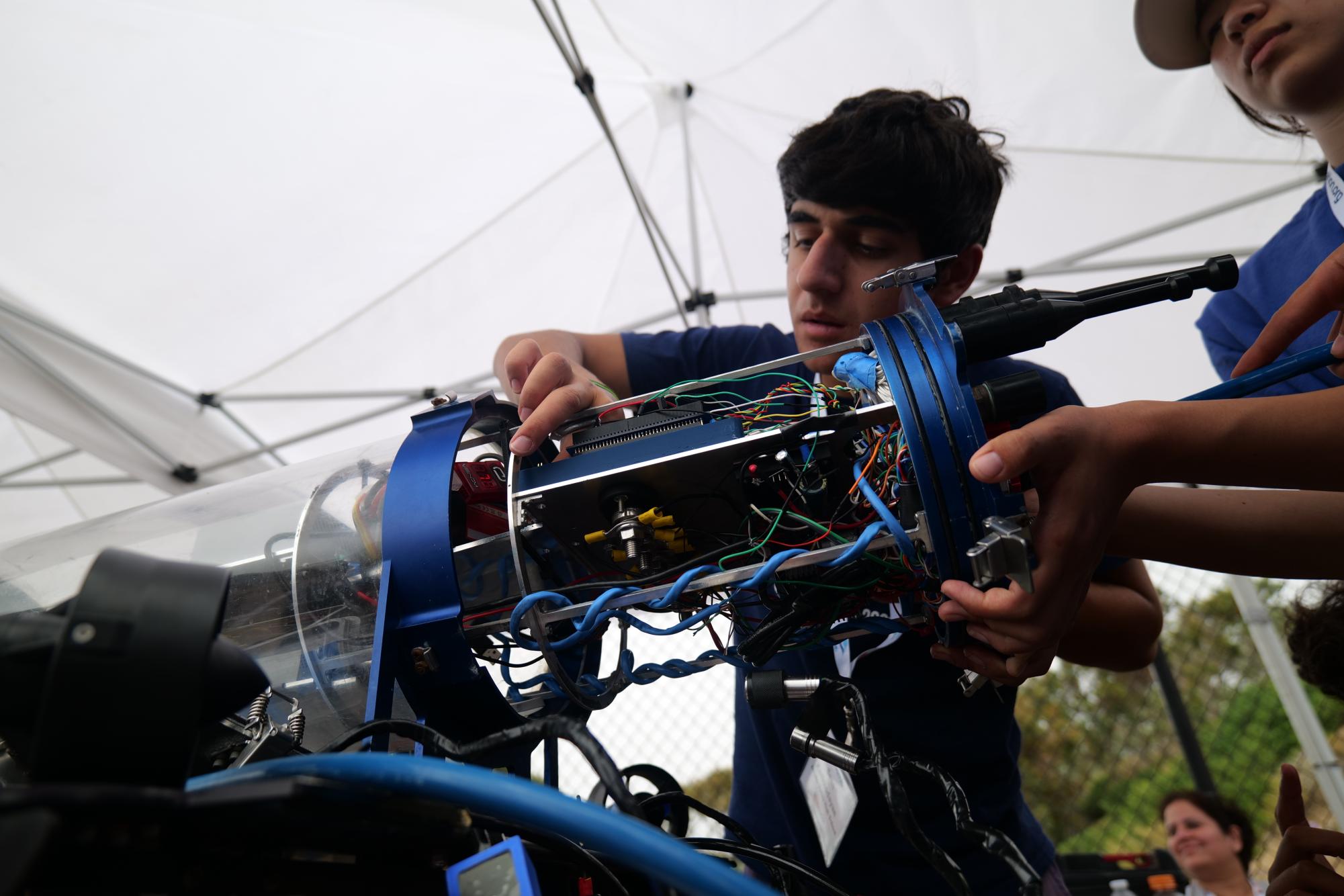 Surfacing Triumph: AVBotz conquers RoboSub and wins big at international competition