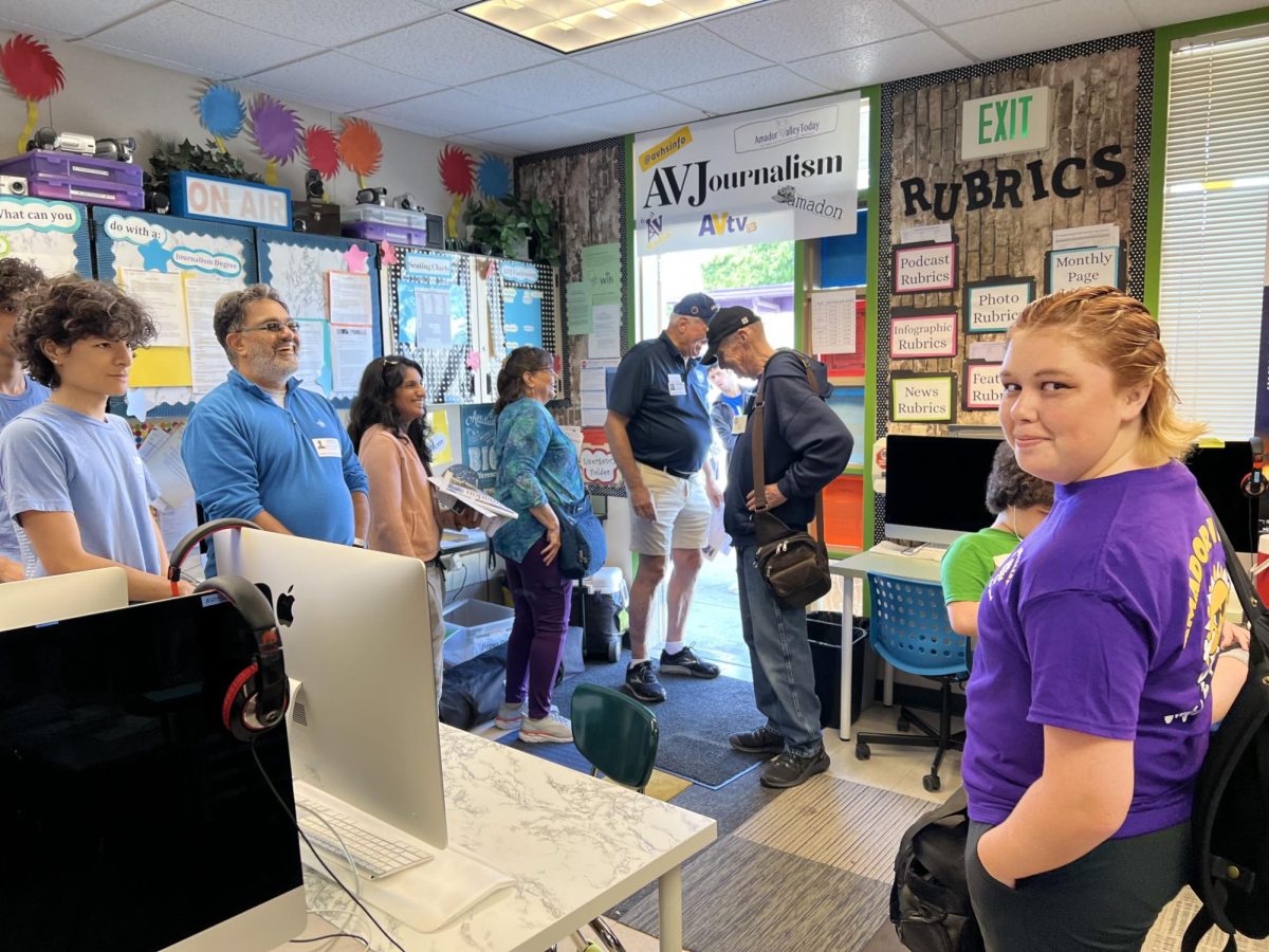 AVtv Segment Editor Max Kiyoi passionately elucidates the transformative evolution of Amador's Journalism Program over the years to alumni visiting the campus on the Friday. 