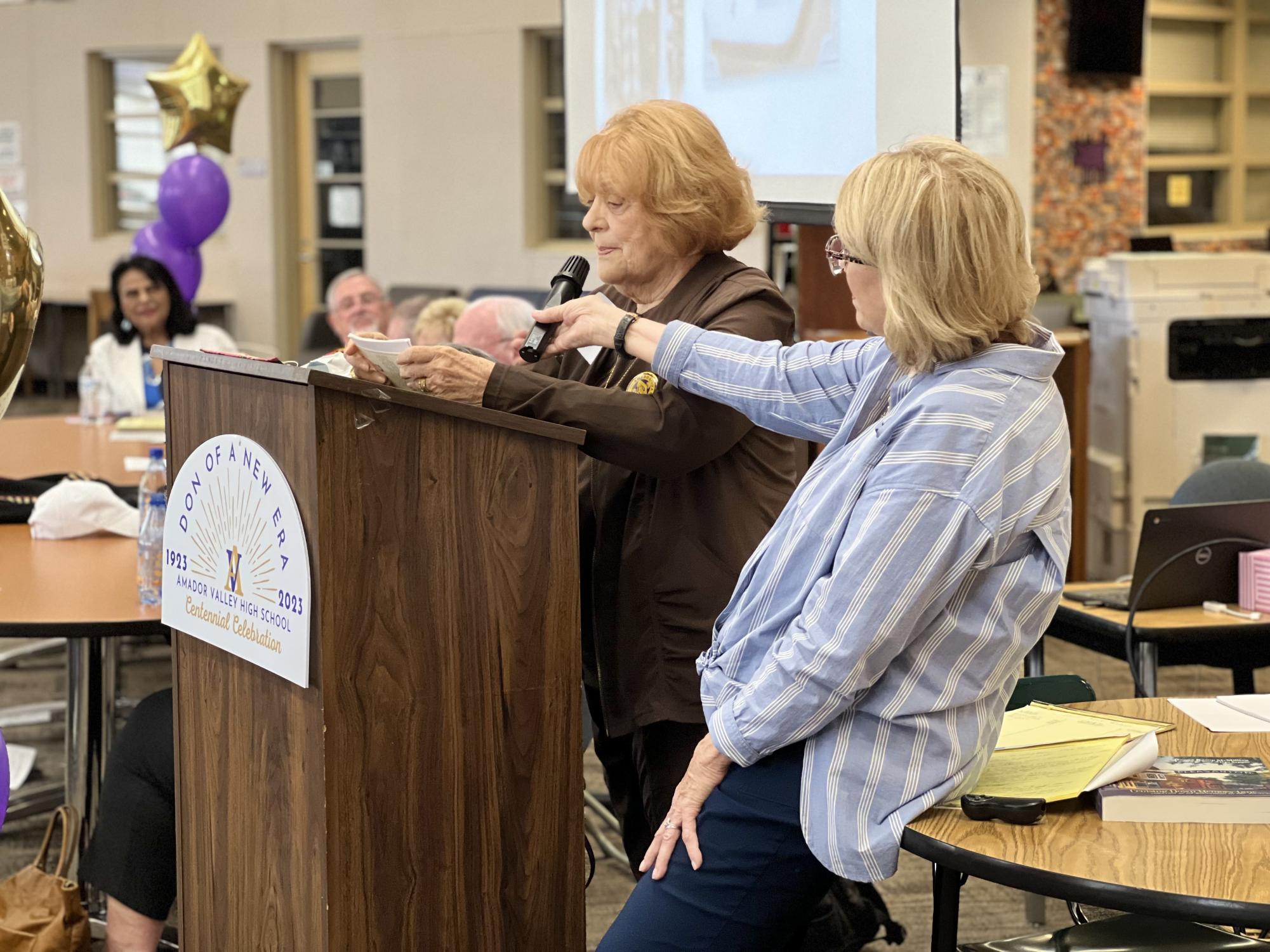 Alums hold panel about life in Pleasanton during the 1950s
