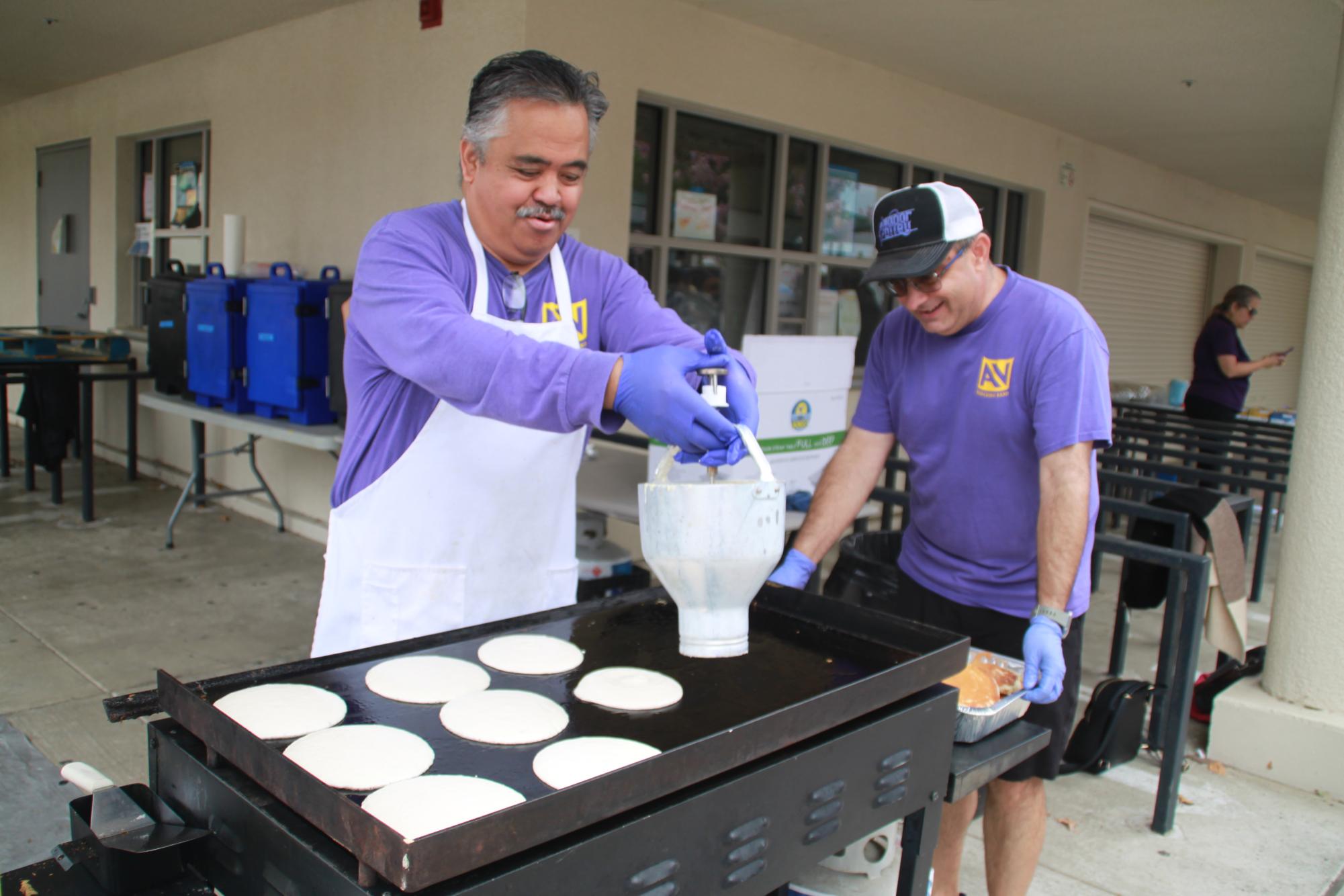 Through+photos%3A+Alums%2C+students%2C+and+staff+enjoy+a+pancake+breakfast+at+Amador