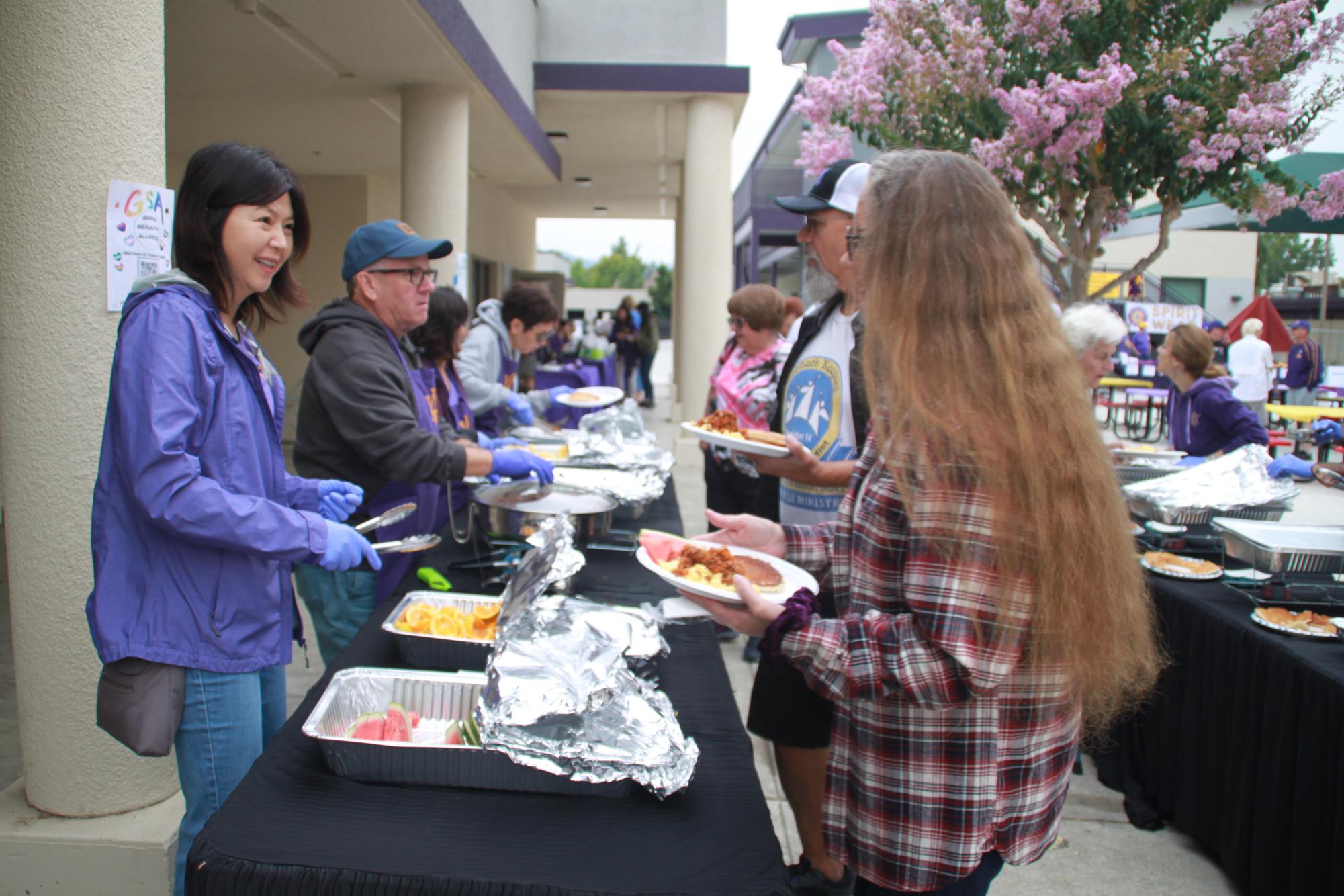 Through photos: Alums, students, and staff enjoy a pancake breakfast at Amador