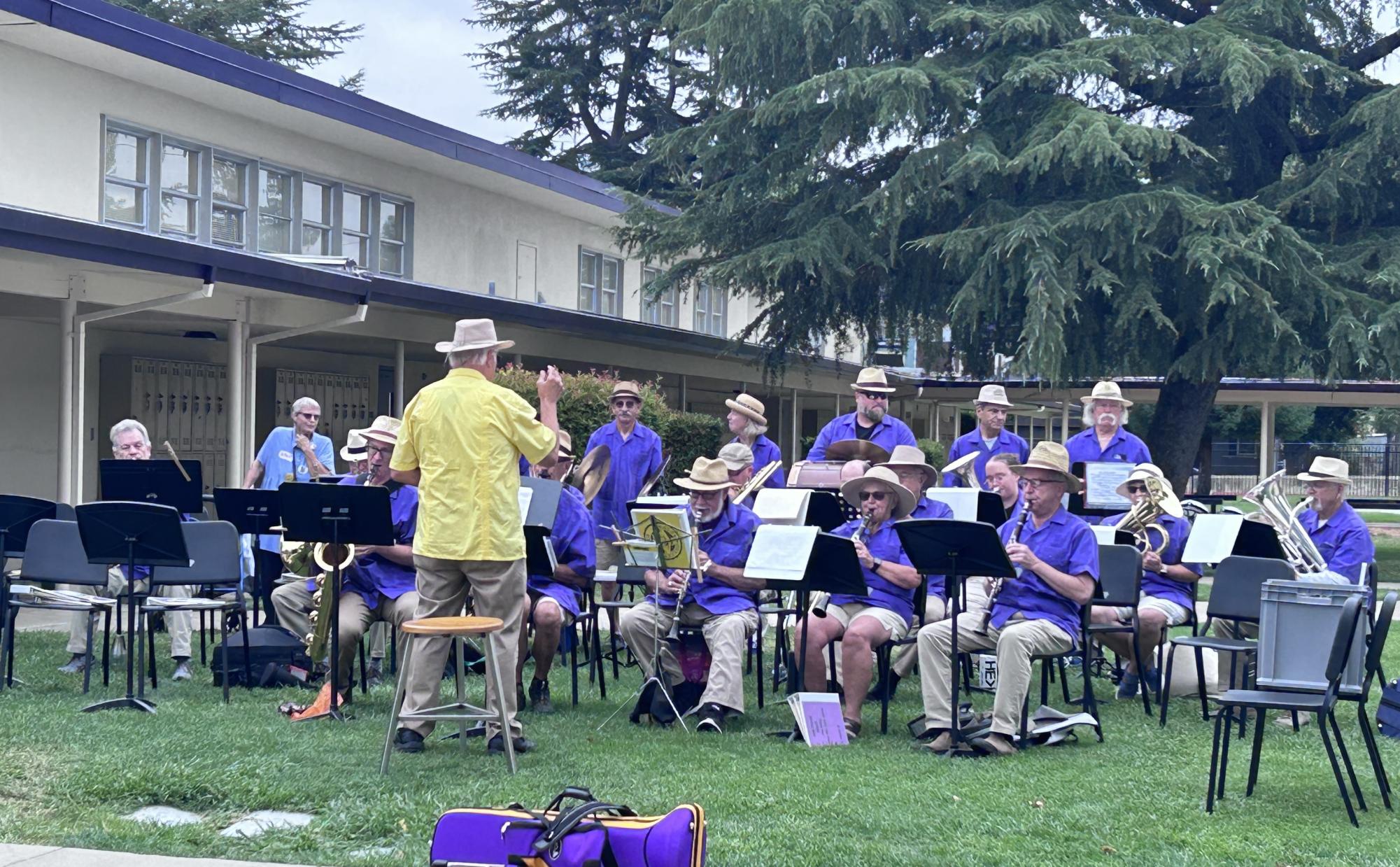 Through photos: Alums, students, and staff enjoy a pancake breakfast at Amador