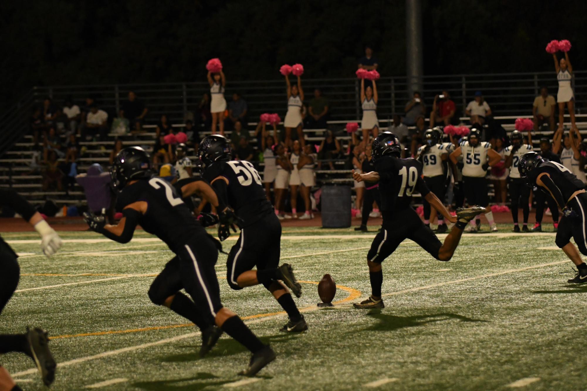 Pink out game: Dons take down Dougherty Valley 70-0 on senior night