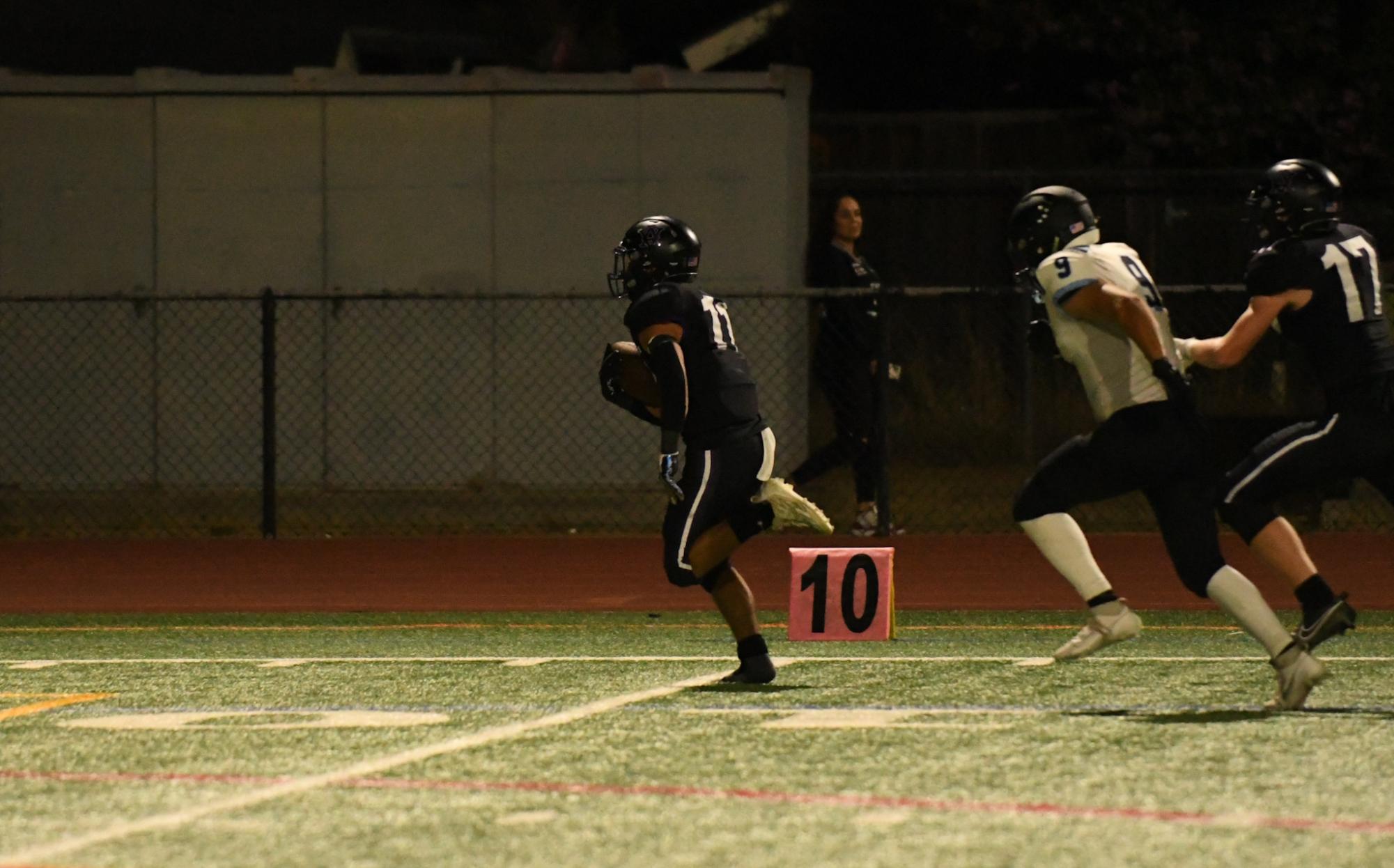 Pink out game: Dons take down Dougherty Valley 70-0 on senior night