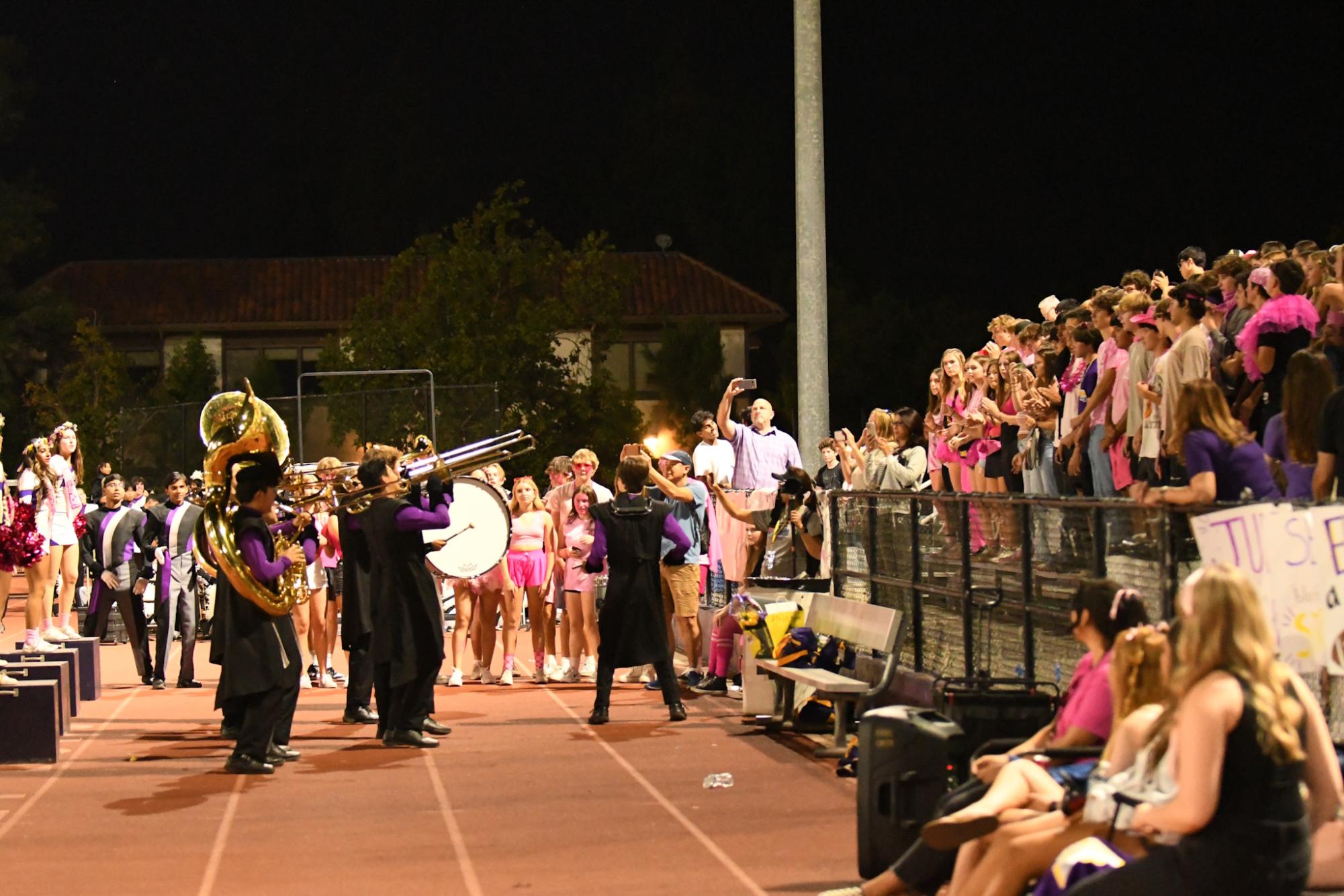 Pink out game: Dons take down Dougherty Valley 70-0 on senior night