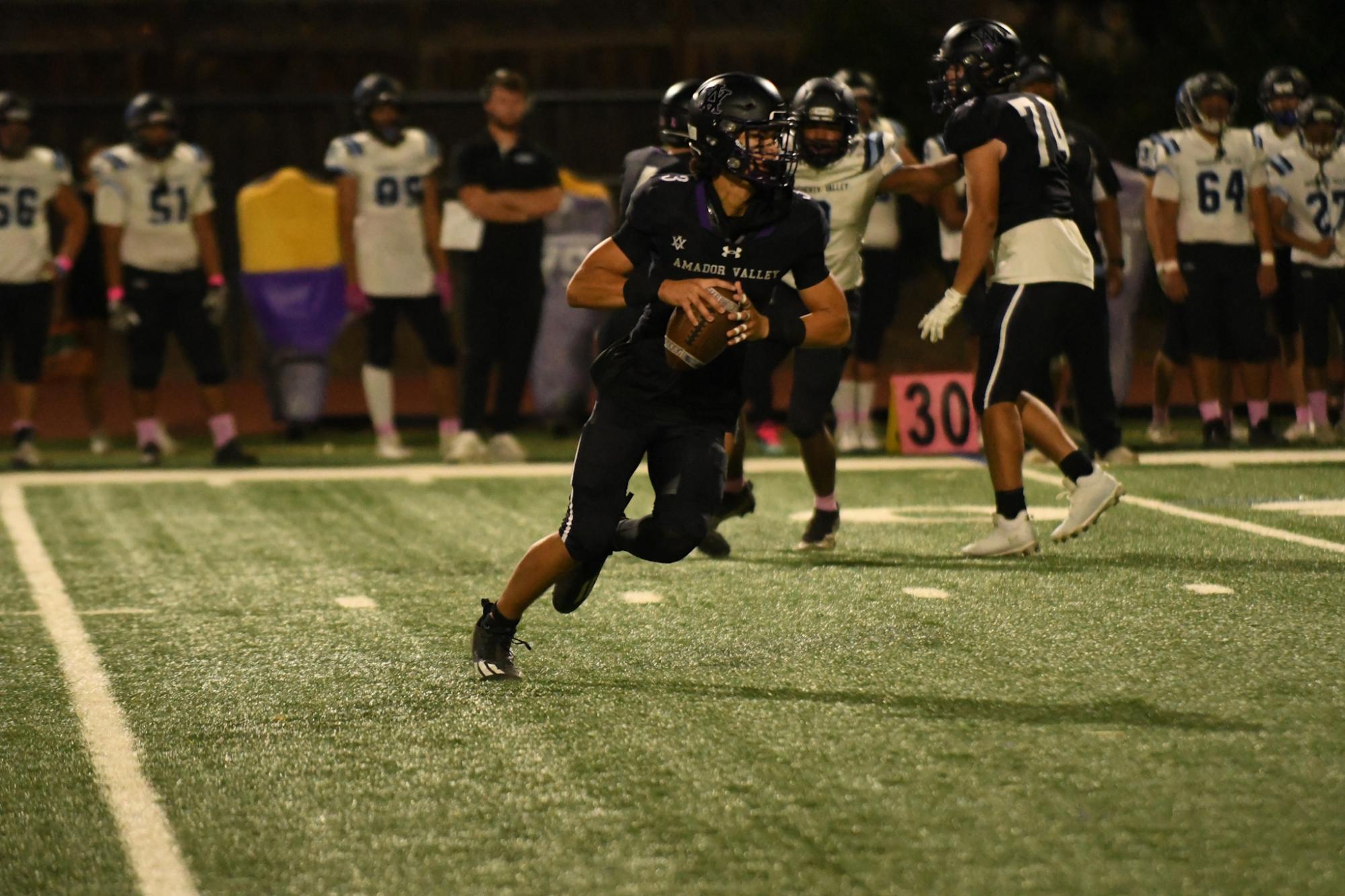 Pink out game: Dons take down Dougherty Valley 70-0 on senior night