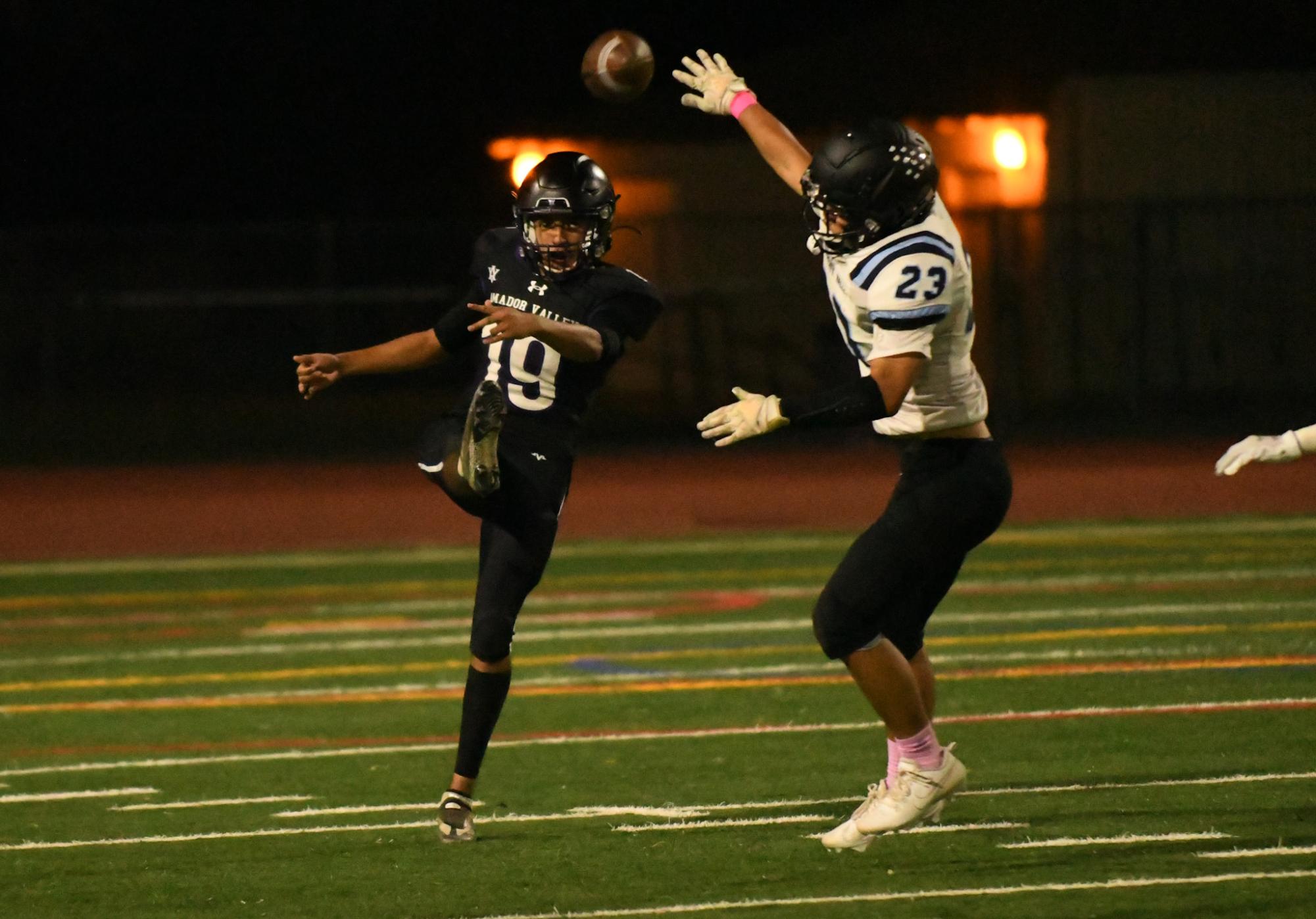 Pink out game: Dons take down Dougherty Valley 70-0 on senior night