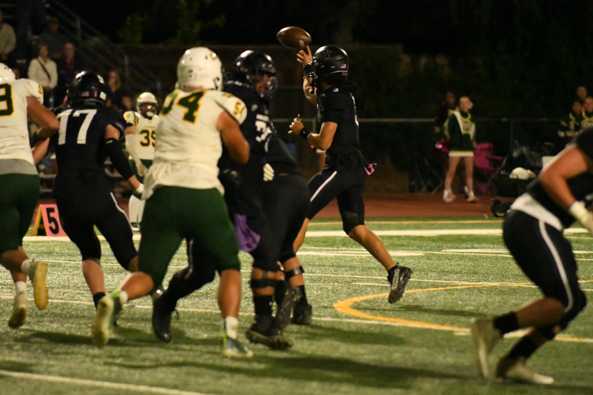 Amador Valley Football defeats Livermore High 42-7 to continue winning streak