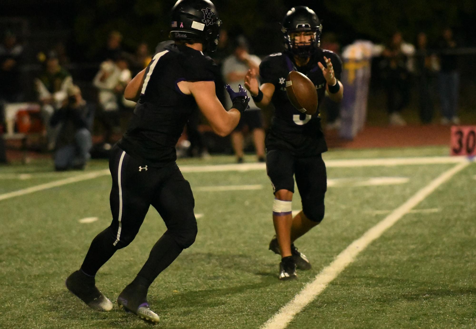 Amador+Valley+Football+defeats+Livermore+High+42-7+to+continue+winning+streak