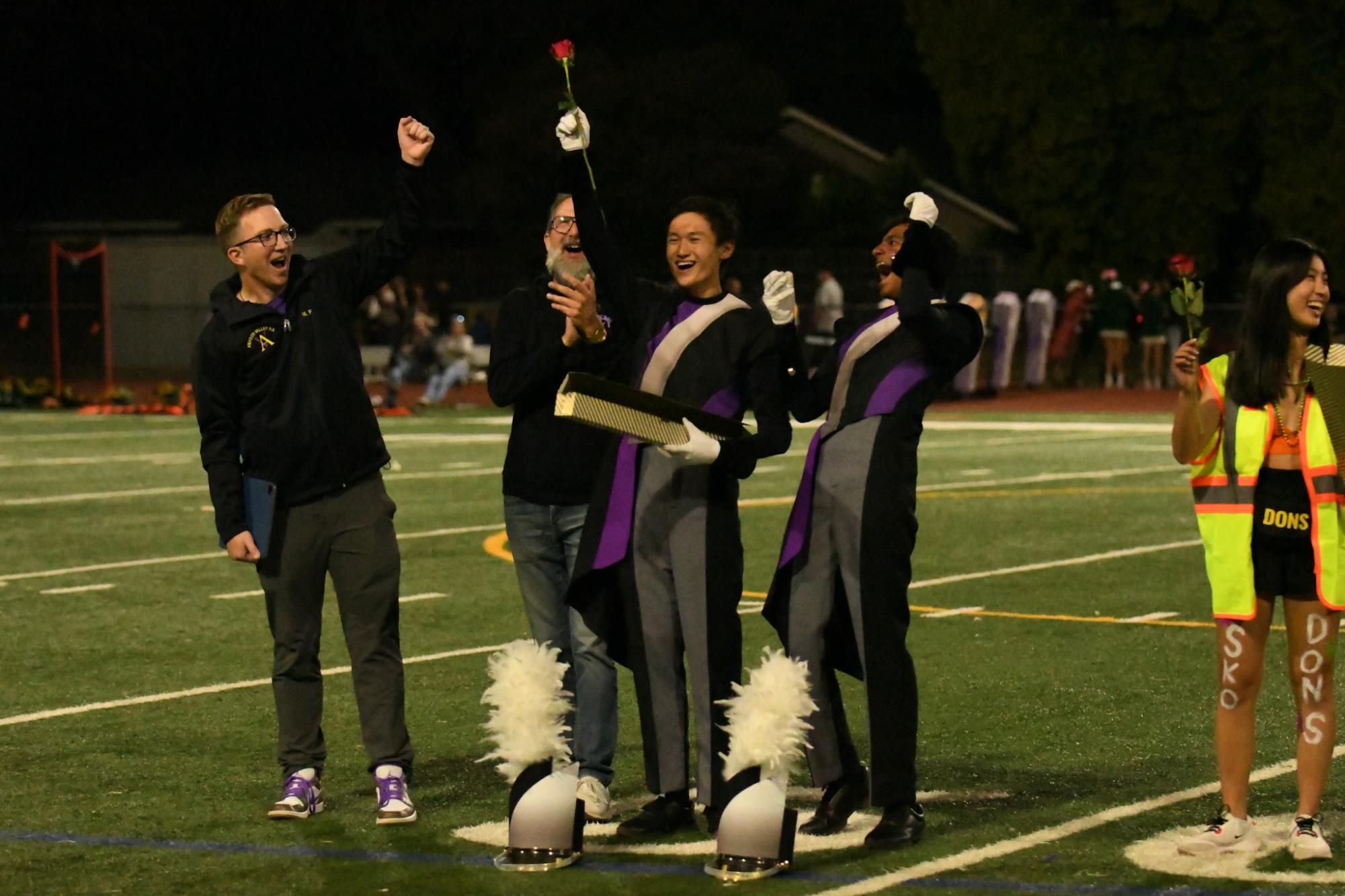 Amador Valley Football defeats Livermore High 42-7 to continue winning streak