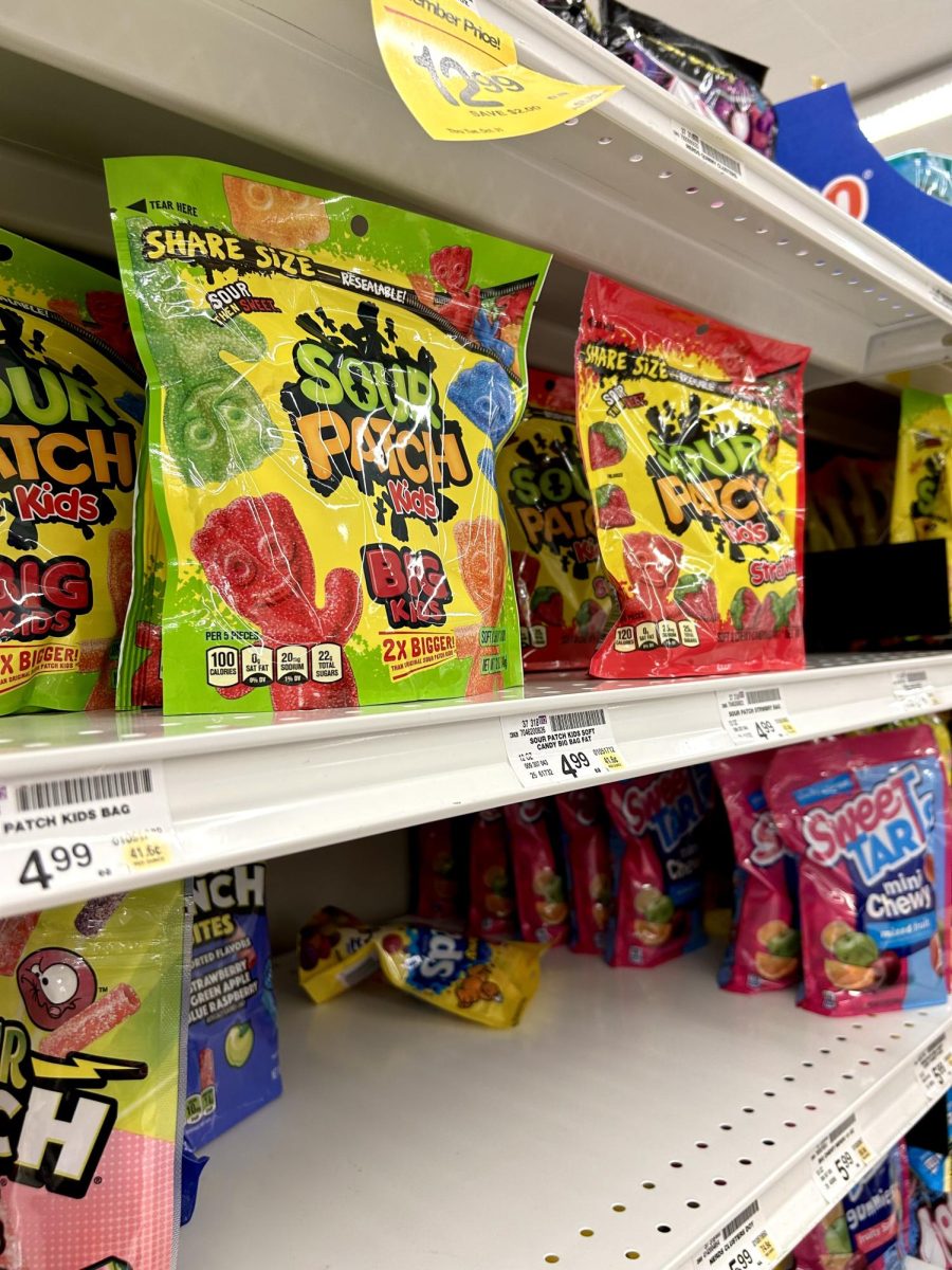 Sour+Patch+Kids+comes+in+many+different+colors+and+flavors.