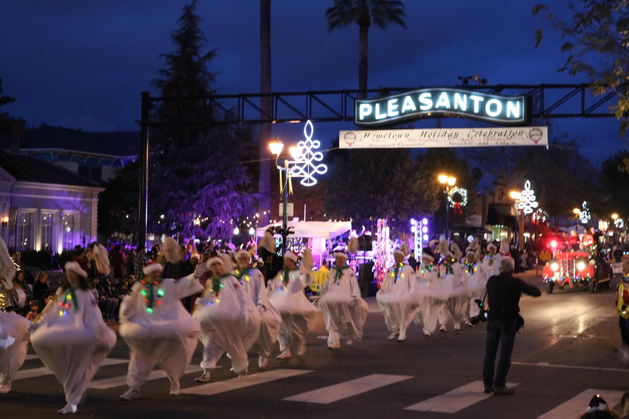 Pleasanton+celebrates+annual+winter+Hometown+Parade
