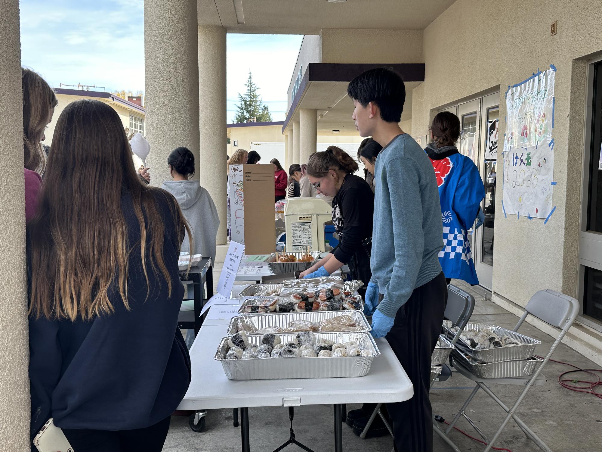 Amador's Japanese class organizes annual Fall Festival