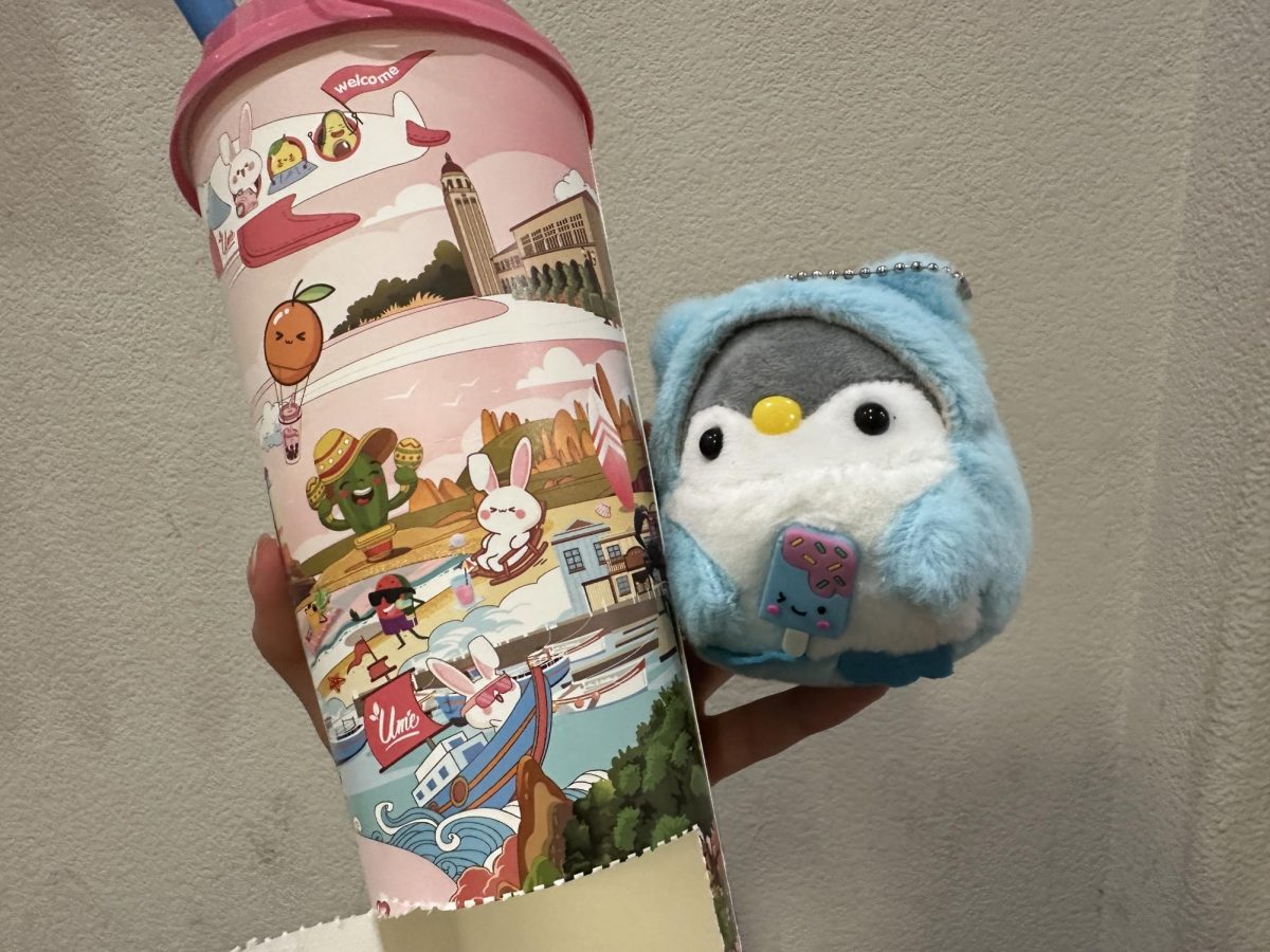 For an extra $3.50, Ume Tea offers their unique Bunny Surprise Cups that includes a surprise plush.
