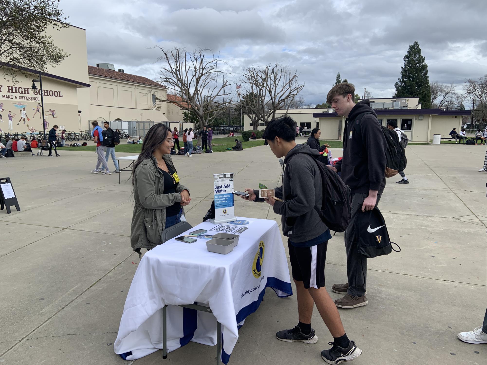 Amador+Valley+High+Schools+hosts+CTE+fair+to+introduce+students+to+job+opportunities