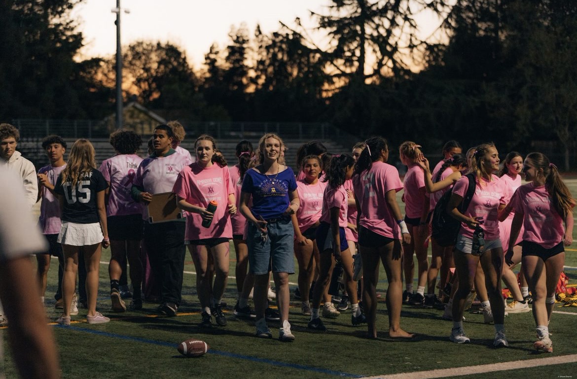 Amadors Powderpuff team regroups after the exciting game.