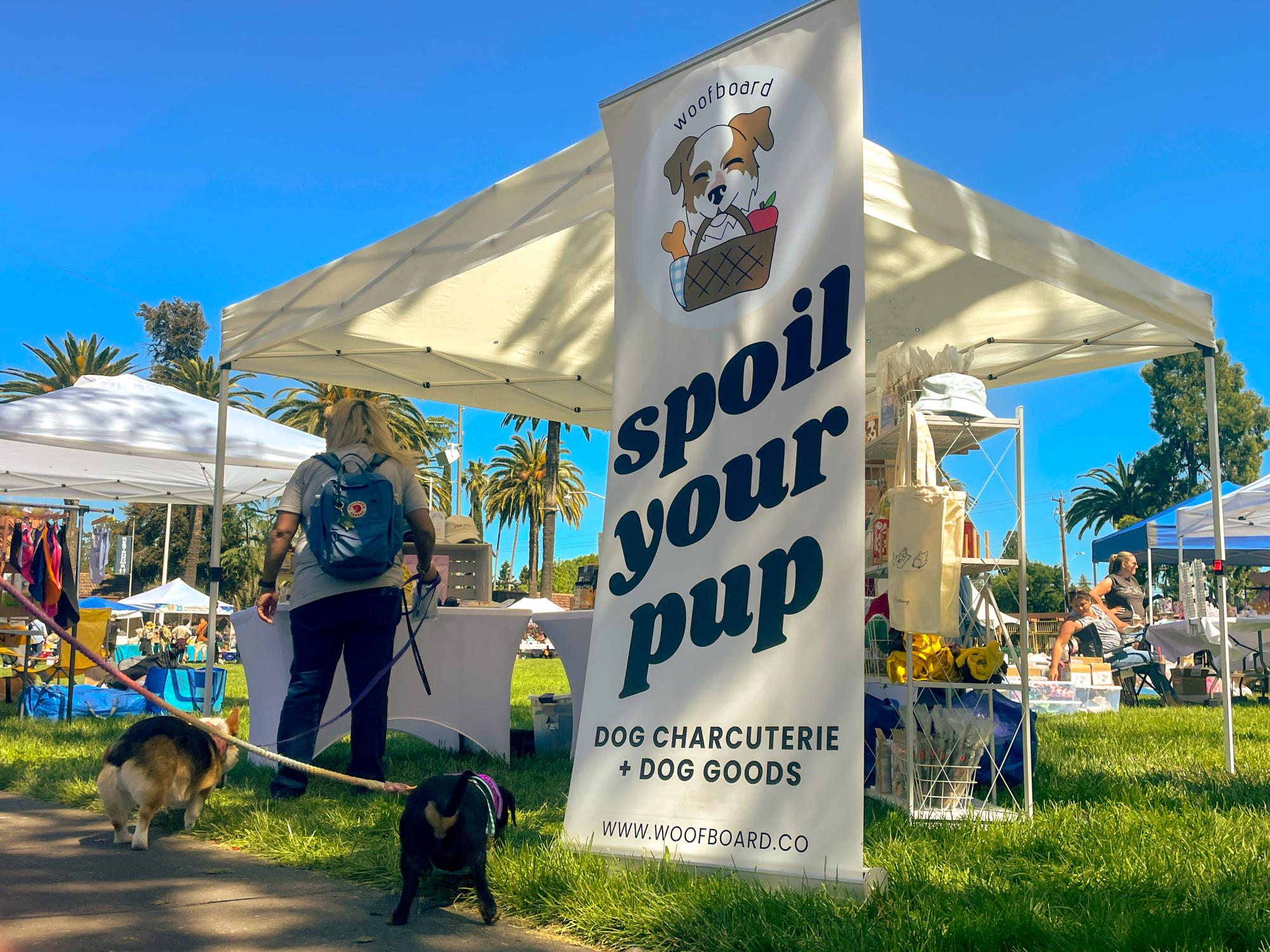 Low and loveable: StumpyCon in photos