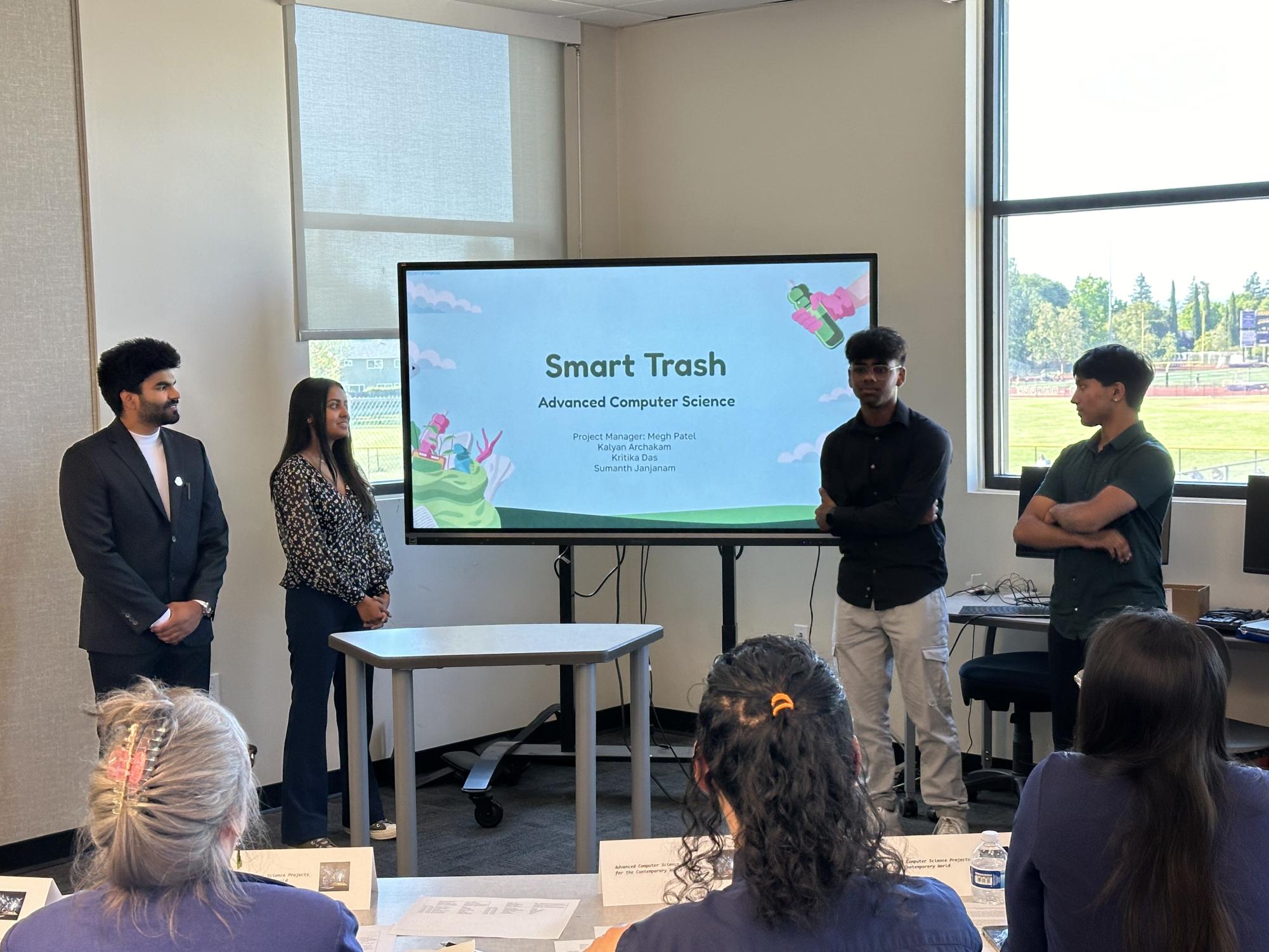 Computer science students present new technologies to industry professionals