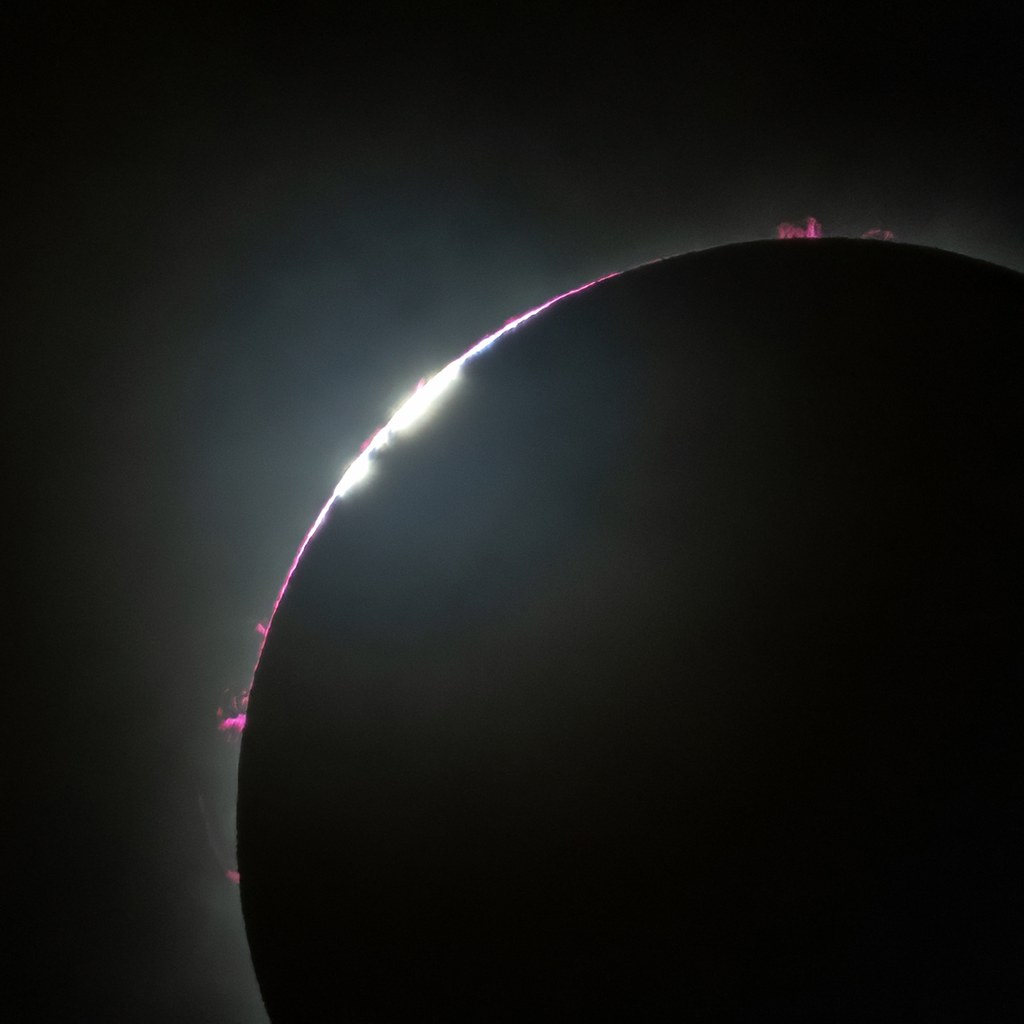 This man’s experience photographing the 2024 total eclipse