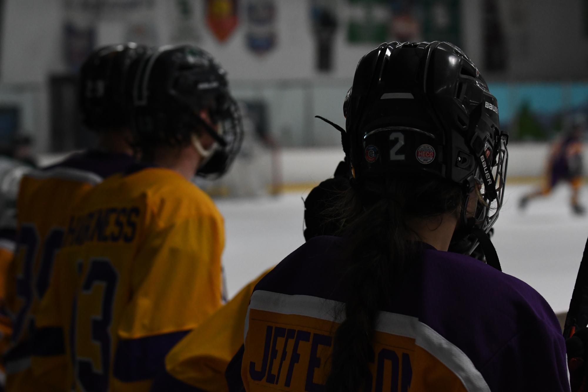 Amador Valley Club Ice Hockey Defeats San Ramon Valley on Senior Night