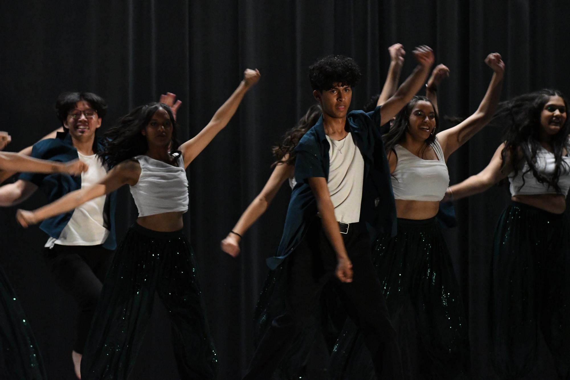 Amador Valley Dhamaka hosts its Second Annual Isvara Showcase for Bollywood Dance Teams across the Bay Area