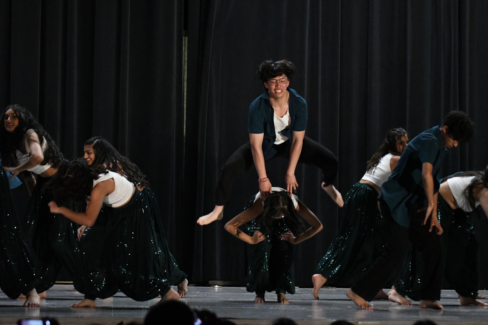 Amador Valley Dhamaka hosts its Second Annual Isvara Showcase for Bollywood Dance Teams across the Bay Area