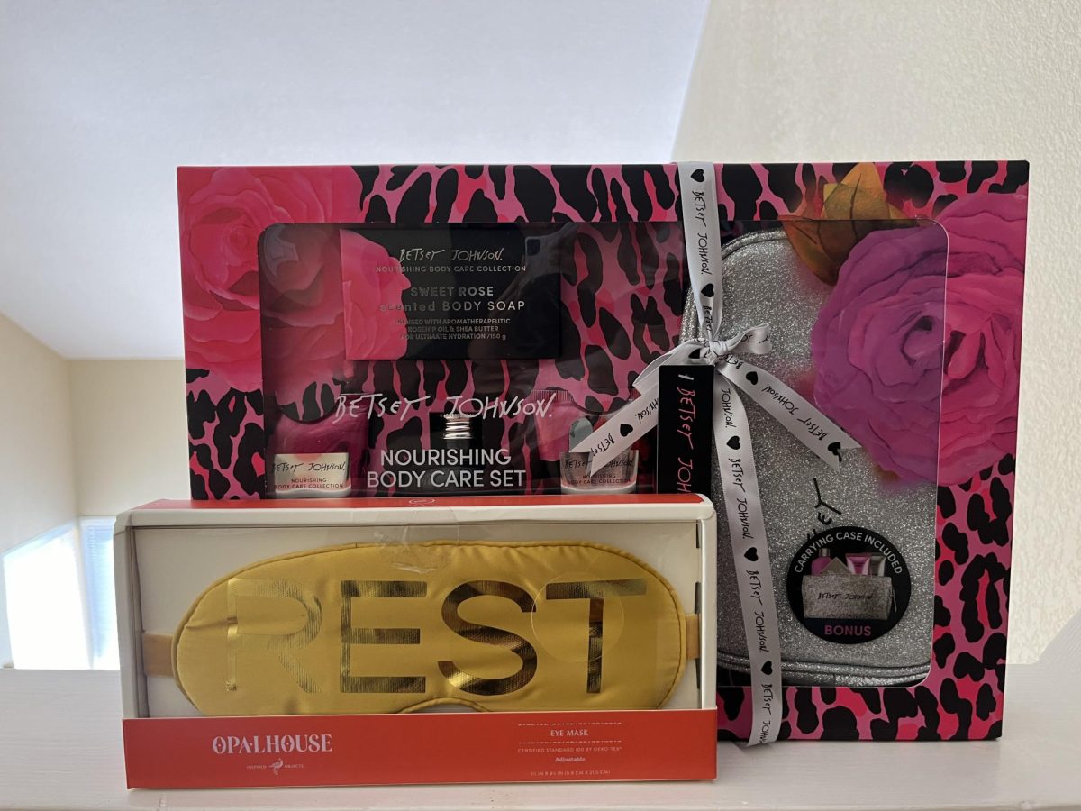 Self care bundles are a great option for a gift. They're even better if they're catered especially for your mom.