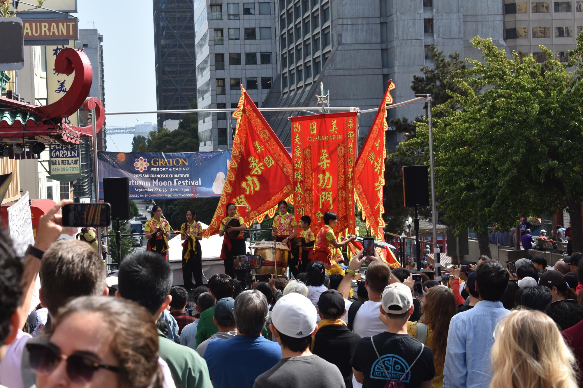 San Fransisco celebrates Autumn Moon Festival