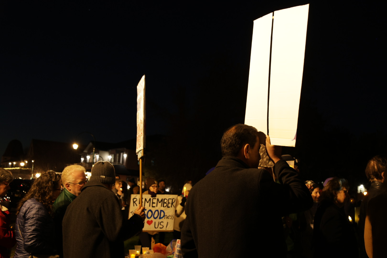 “No Justice, No Peace”: Tri-Valley Vigil Honors Minneapolis Victim Renee Good