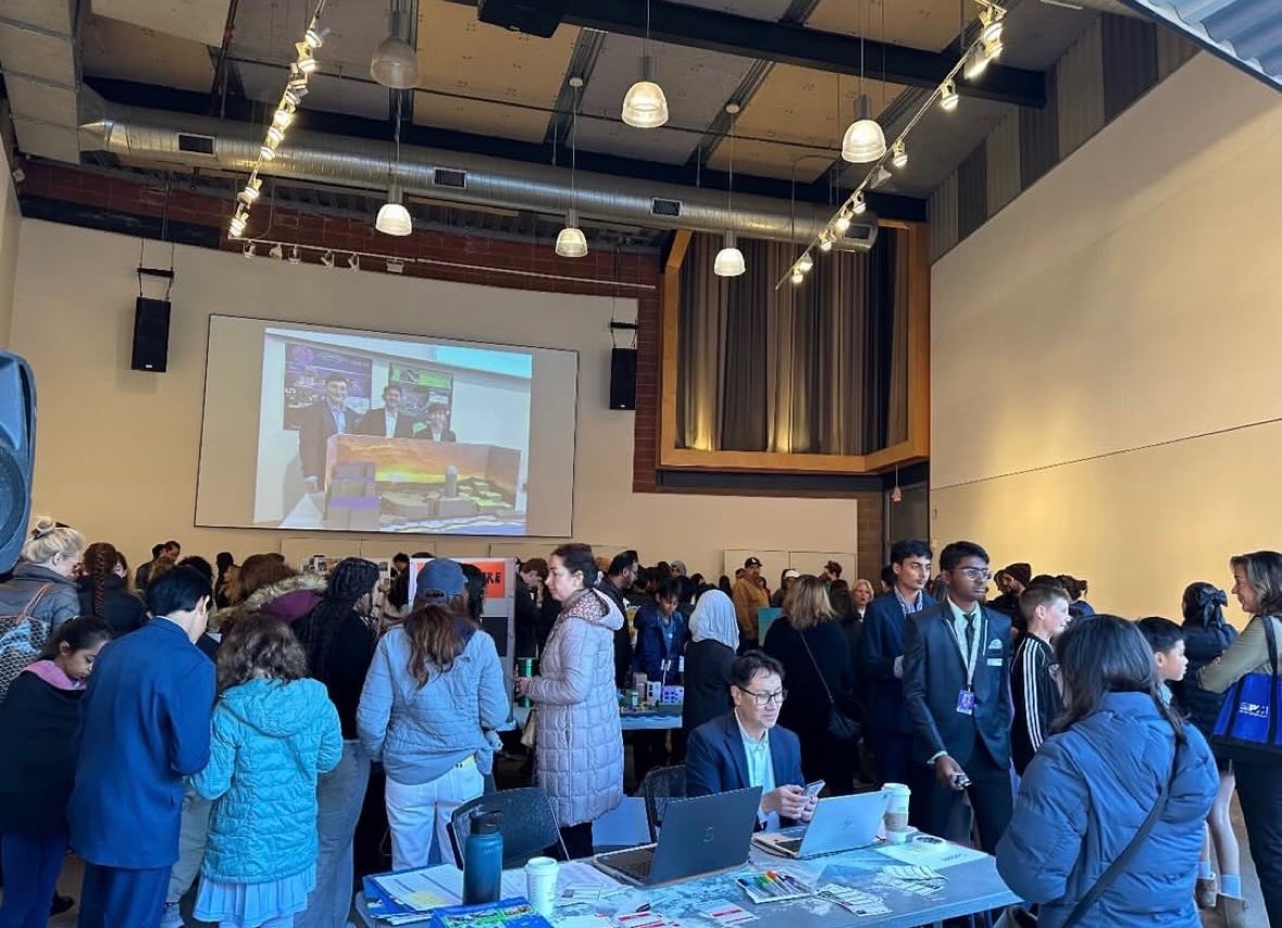 The event gathered engineering students to encourage problem-solving, creativity, and use of engineering as a tool. (Courtesy: FutureCitySOCAL)