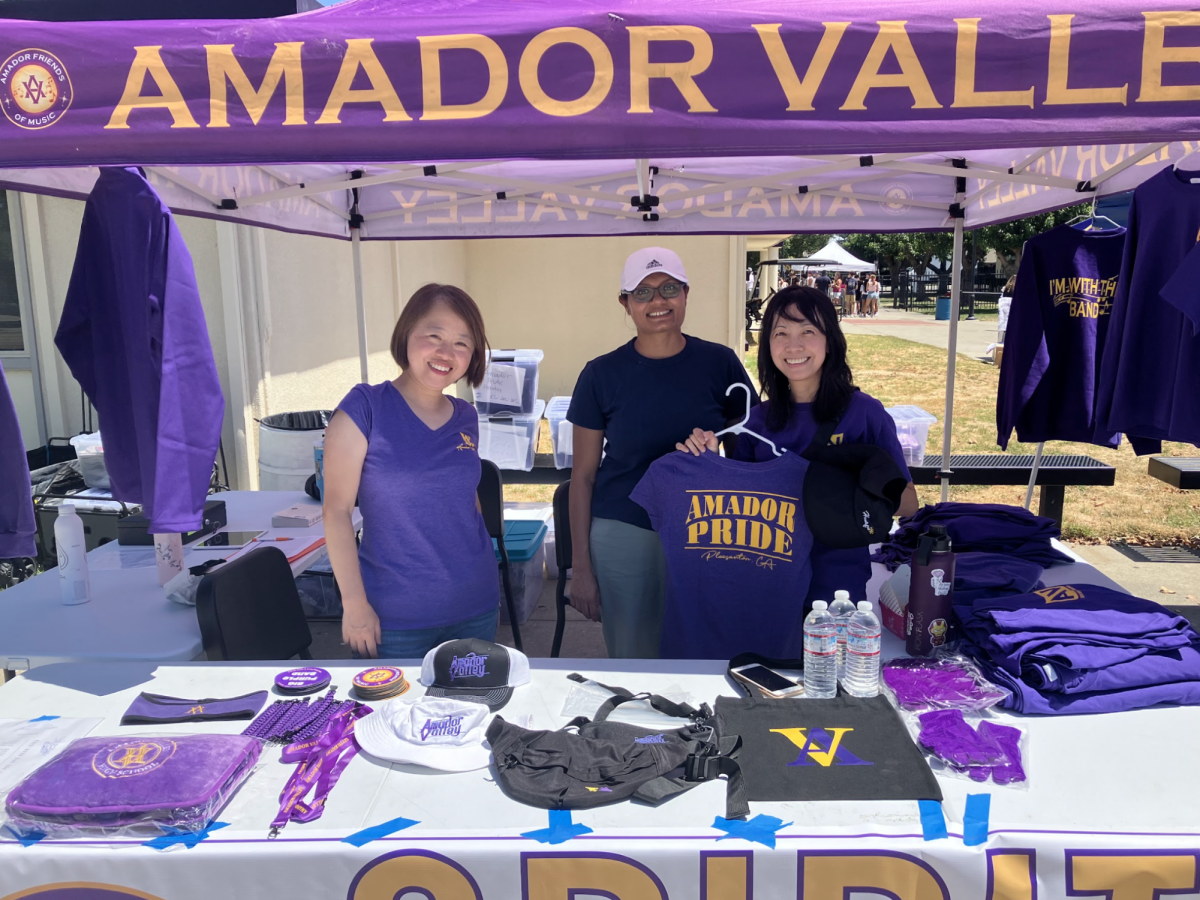 At Don Pick Up Day, students can pick up all essential materials. 